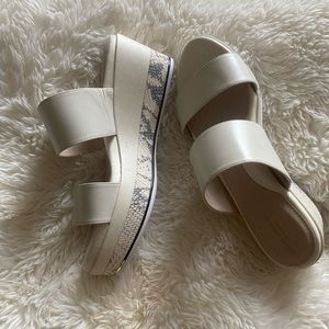 Comfortable Sandals new never worn.